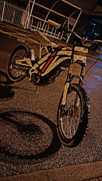 REVIEW 1 (Gucci / Luxury Design Variant): Headline: Sickest build on the streets. Pure luxury.